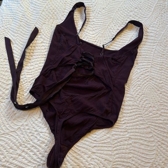 NWOT Free People Love to Love You Bodysuit XS Eggplant - Picture 4 of 10